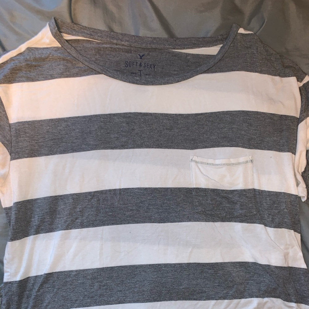 Soft and sexy American Eagle tee shirt